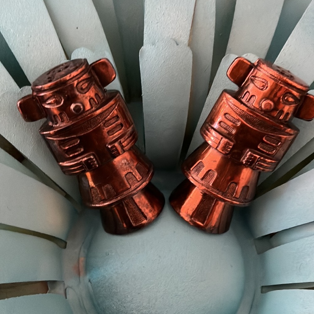 ANCO MADE IN JAPAN SOUTHWEST TOTEM HEAVY COPPER COATED 3" Salt & Pepper